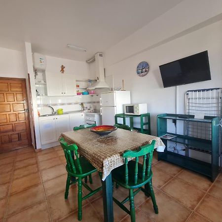 Apartamento "El Muelle" En El Centro Y Playa De Corralejo Apartment Bagian luar foto